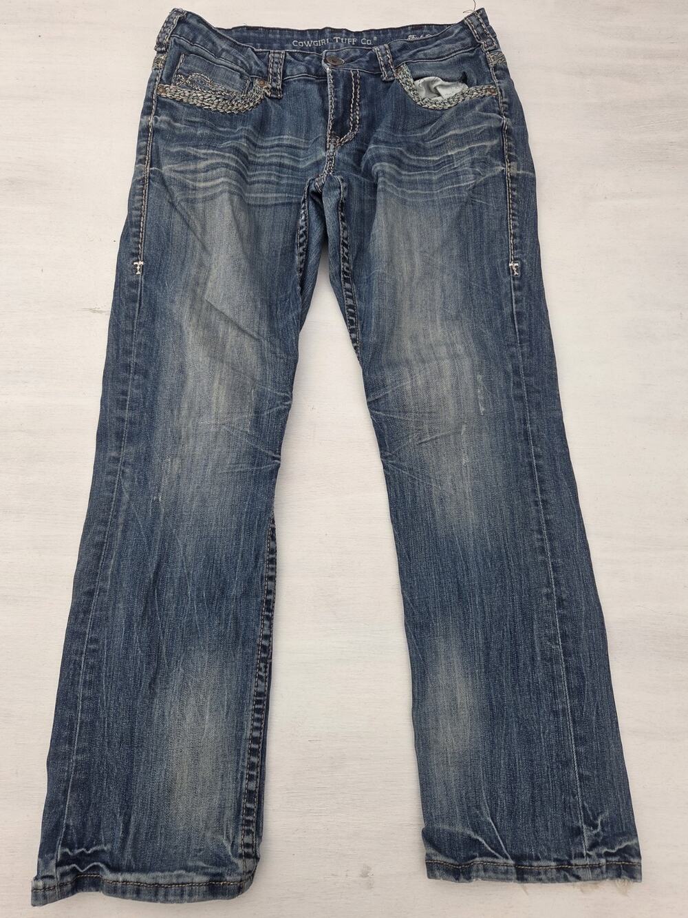 Cowgirl Tuff Trailblazer 32x30 Straight Stretch Whiskers Embroidered Distressed